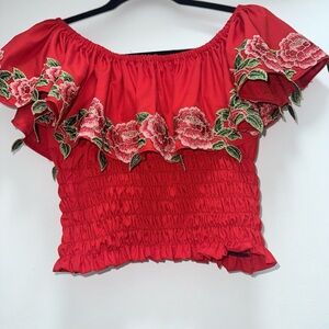 Off the shoulder embroidered flower top 🌺